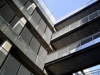 Gratings and staircases