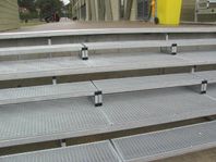 Gratings and staircases
