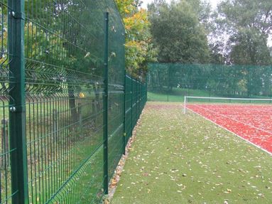 Stadiums, sports grounds, tennis courts fencing