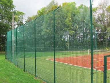 Stadiums, sports grounds, tennis courts fencing