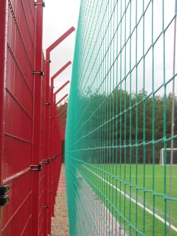 Stadiums, sports grounds, tennis courts fencing