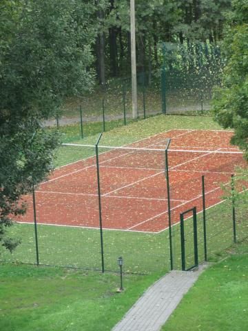 Stadiums, sports grounds, tennis courts fencing